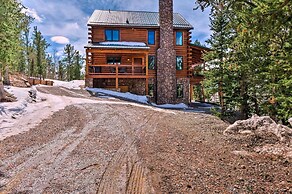 Luxury , Views, Hot Tub & Chef Kitchen 4 Bedroom Home by RedAwning