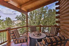 Luxury , Views, Hot Tub & Chef Kitchen 4 Bedroom Home by RedAwning