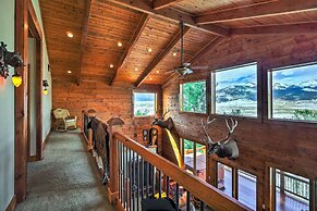 Luxury , Views, Hot Tub & Chef Kitchen 4 Bedroom Home by RedAwning