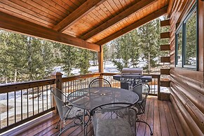 Luxury , Views, Hot Tub & Chef Kitchen 4 Bedroom Home by RedAwning