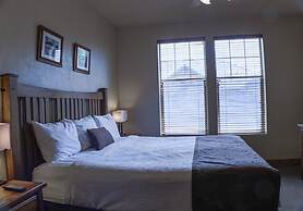 Foxpoint 2 Bedroom Condo by RedAwning