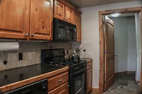 Foxpoint 2 Bedroom Condo by RedAwning