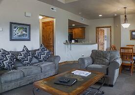 Foxpoint 2 Bedroom Condo by RedAwning