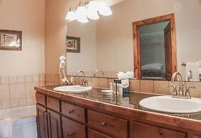 Foxpoint 2 Bedroom Condo by RedAwning