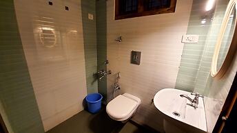 Avadale Masinagudi - Stag Groups Not Allowed