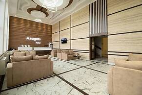 Aragats Hotel
