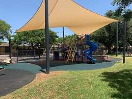 Adelaide Style Accommodation-City-Beach