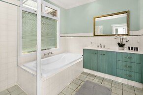 Adelaide Style Accommodation-City-Beach