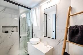 Onar Hotel and Suites