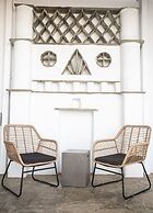 Onar Hotel and Suites