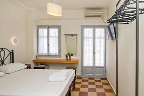 Onar Hotel and Suites