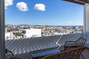 Onar Hotel and Suites