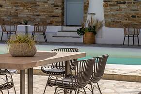 Onar Hotel and Suites