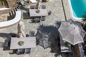 Onar Hotel and Suites