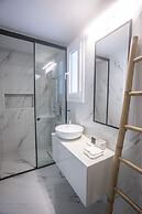 Onar Hotel and Suites