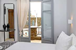 Onar Hotel and Suites