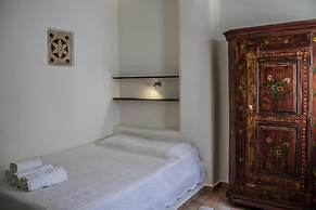 Onar Hotel and Suites