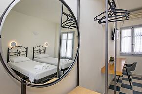 Onar Hotel and Suites