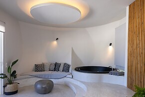 Onar Hotel and Suites