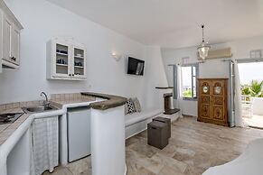 Onar Hotel and Suites