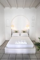 Onar Hotel and Suites