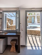 Onar Hotel and Suites