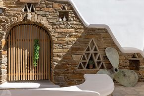 Onar Hotel and Suites