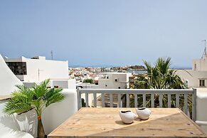 Onar Hotel and Suites