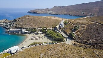 Onar Hotel and Suites