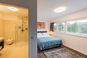 URBAN ISLAND - Riverside Apartments