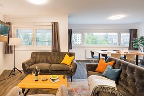 URBAN ISLAND - Riverside Apartments