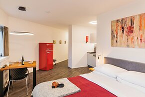 URBAN ISLAND - Riverside Apartments