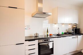 URBAN ISLAND - Riverside Apartments