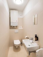 URBAN ISLAND - Riverside Apartments