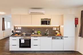 URBAN ISLAND - Riverside Apartments