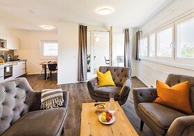 URBAN ISLAND - Riverside Apartments