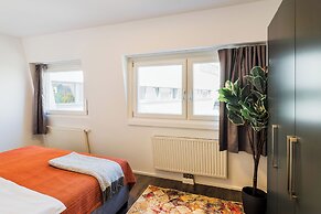 URBAN ISLAND - Riverside Apartments