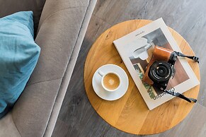 URBAN ISLAND - Riverside Apartments