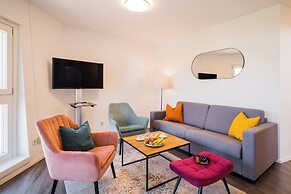 URBAN ISLAND - Riverside Apartments