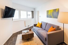 URBAN ISLAND - Riverside Apartments