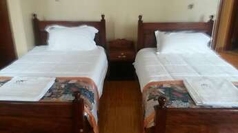 Top of The World Lodge