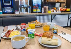 B&B HOTEL Poitiers Aéroport