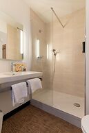 B&B HOTEL Poitiers Aéroport