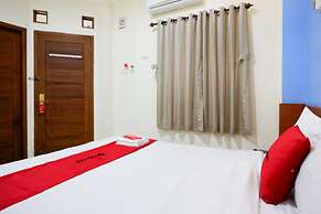 Reddoorz Near Lempuyangan Train Station