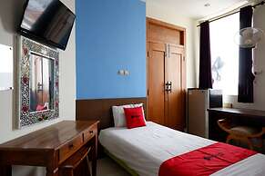 Reddoorz Near Lempuyangan Train Station