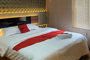 Reddoorz Plus @ Simpang USU Medan