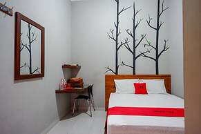 Reddoorz Near Jogja Expo Center 2