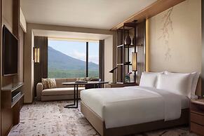 Higashiyama Niseko Village, a Ritz-Carlton Reserve