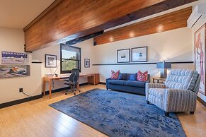 Penthouse Silver Lake Village by Luxury Mountain Destinations