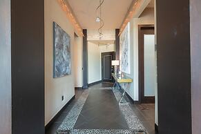 Penthouse Silver Lake Village by Luxury Mountain Destinations